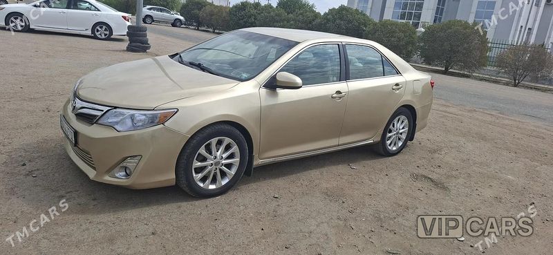 Toyota Camry, 2012