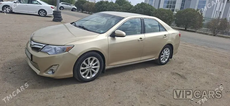 Toyota Camry, 2012 — фото 1