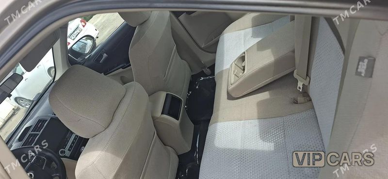 Toyota Camry, 2012