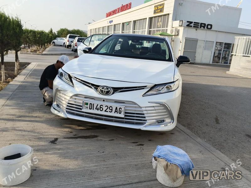 Toyota Camry, 2023