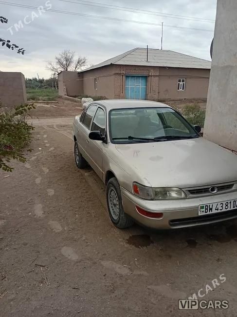 Toyota Corolla, 1993