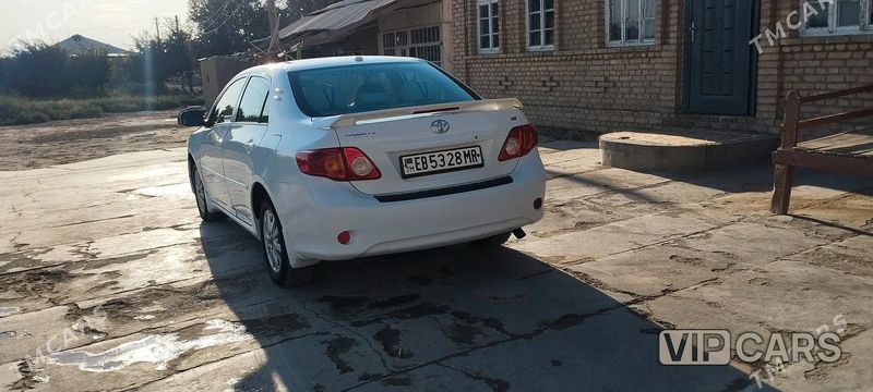 Toyota Corolla, 2010