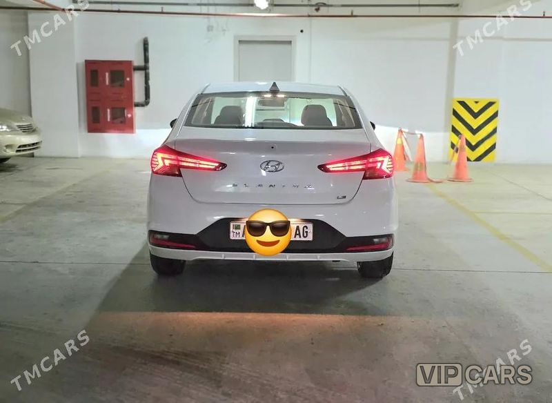 Hyundai Elantra, 2020