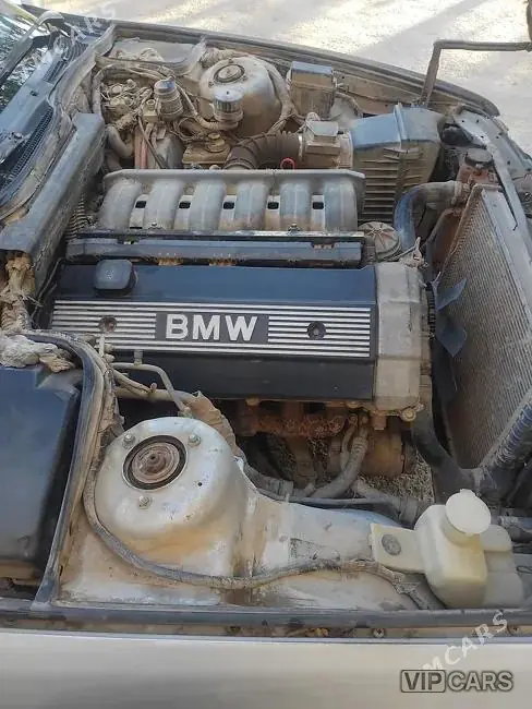 BMW 525, 1992 — фото 2