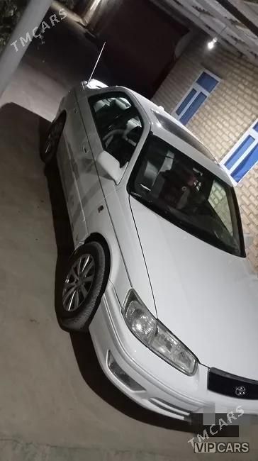 Toyota Camry, 2000