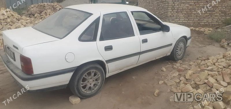 Opel Vectra, 1989