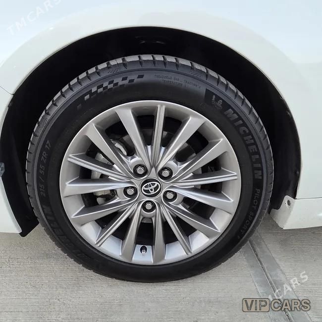 Toyota Avalon, 2016