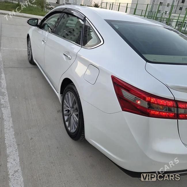 Toyota Avalon, 2016