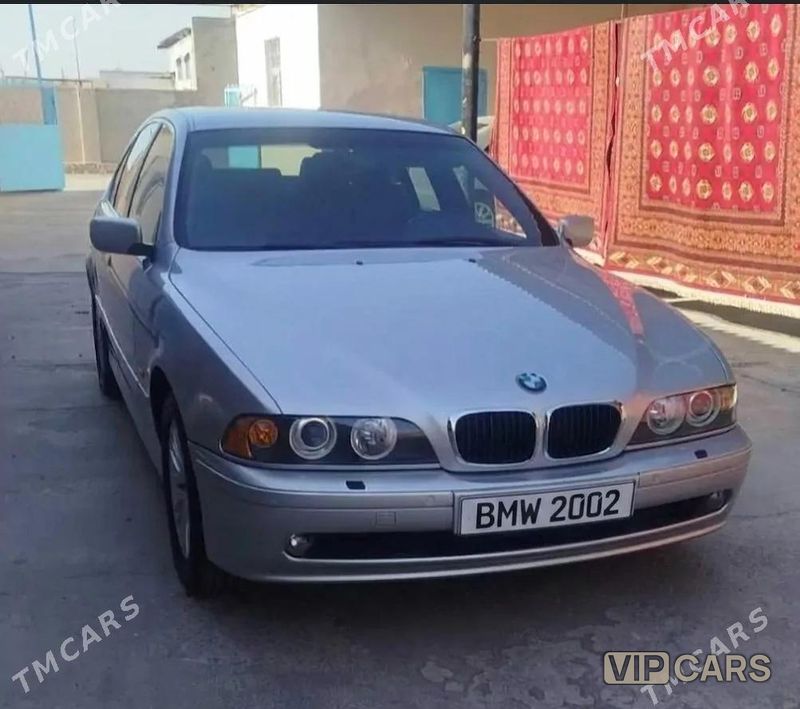 BMW E39, 2002