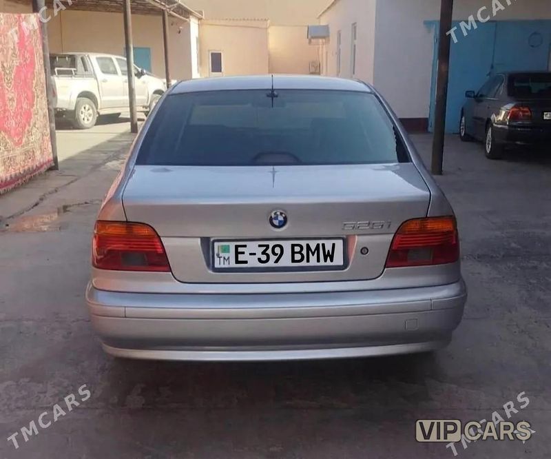 BMW E39, 2002