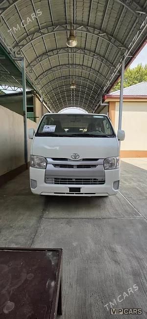 Toyota Hiace, 2026