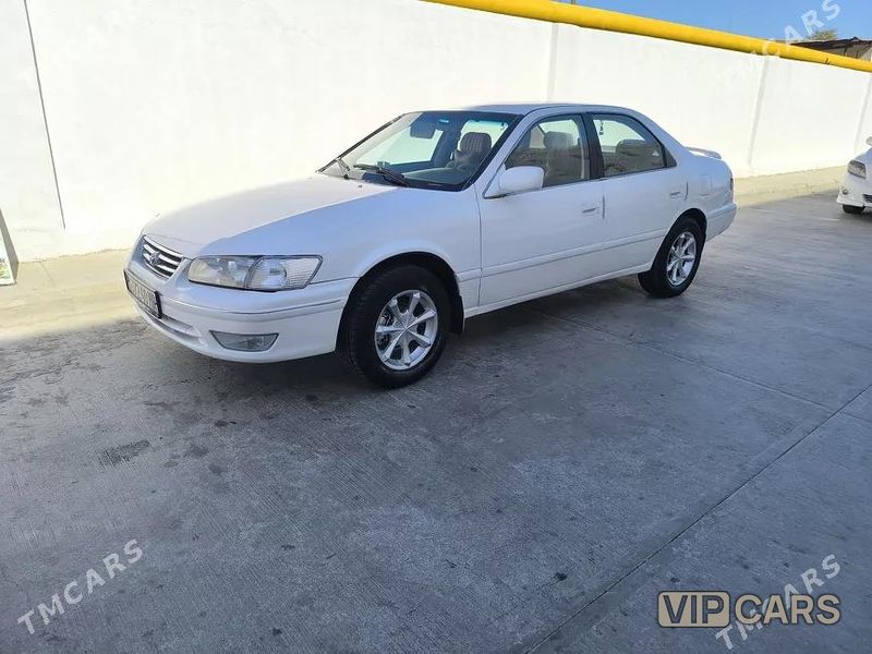Toyota Camry, 1999