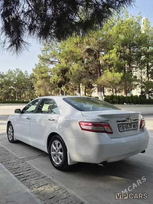 Toyota Camry, 2010