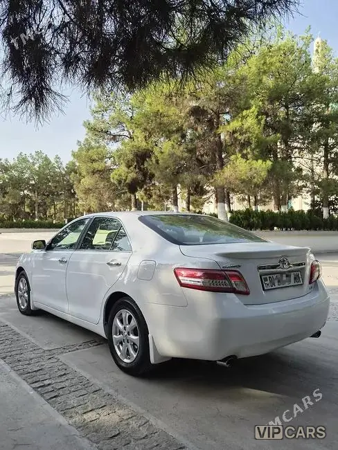 Toyota Camry, 2010 — фото 3