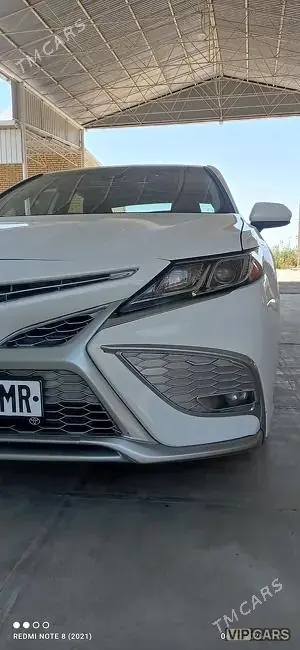 Toyota Camry, 2020 — фото 1