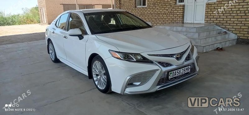 Toyota Camry, 2020