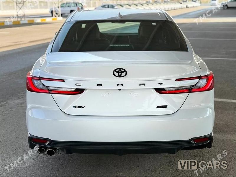 Toyota Camry, 2025