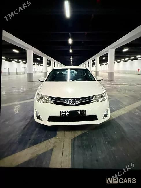 Toyota Camry, 2013
