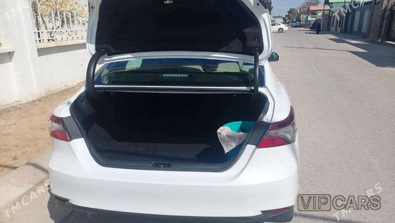 Toyota Camry, 2021