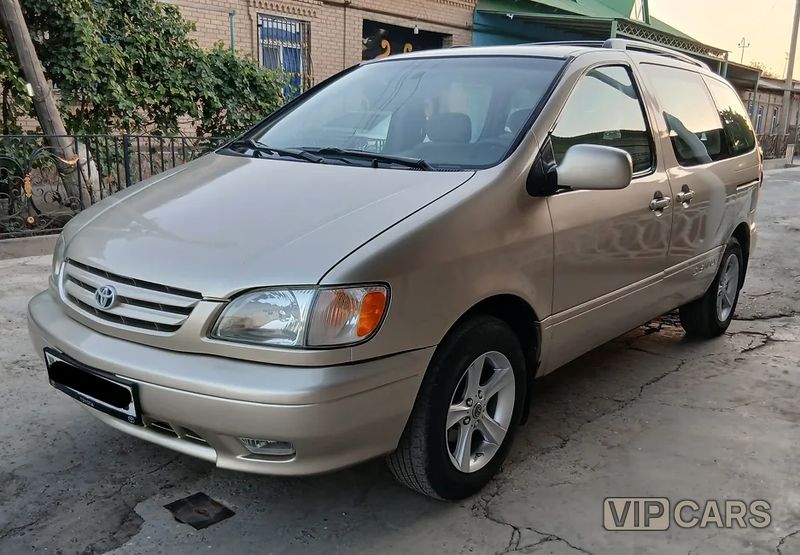 Toyota Sienna, 2002