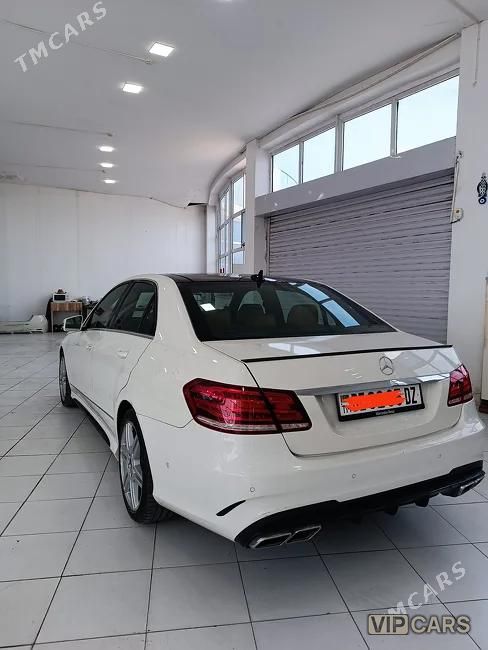 Mercedes-Benz E350, 2013