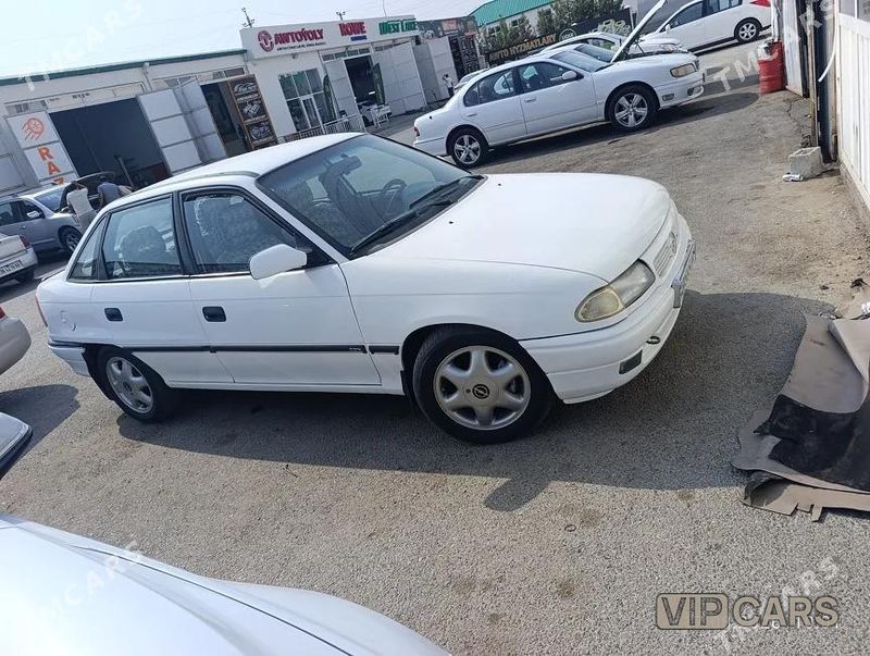 Opel Astra, 1995