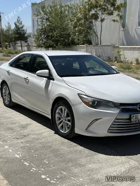 Toyota Camry, 2016