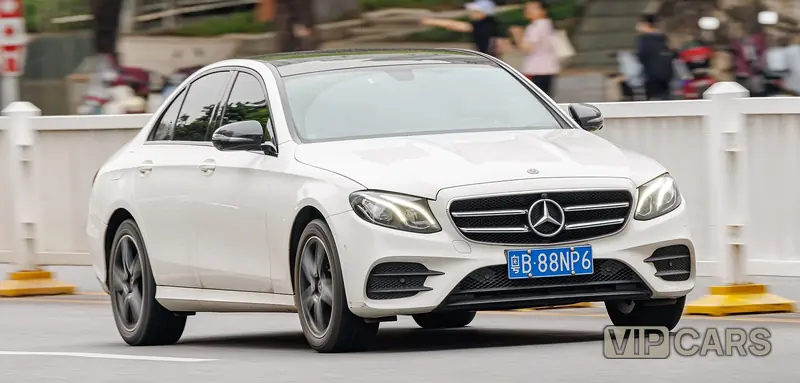 Mercedes-Benz E-Class, 2019 — фото 1